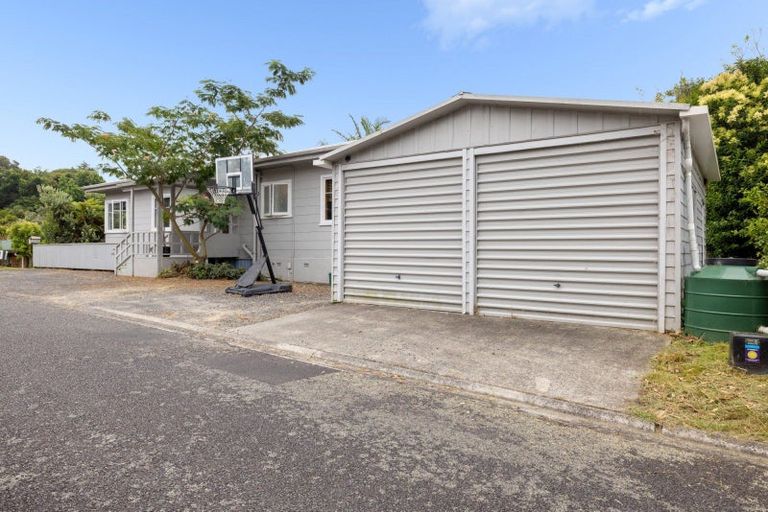 Photo of property in 6a Waikareao Way, Brookfield, Tauranga, 3110