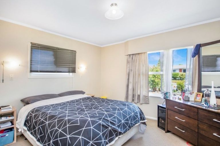 Photo of property in 33 Springfield Crescent, Enderley, Hamilton, 3214