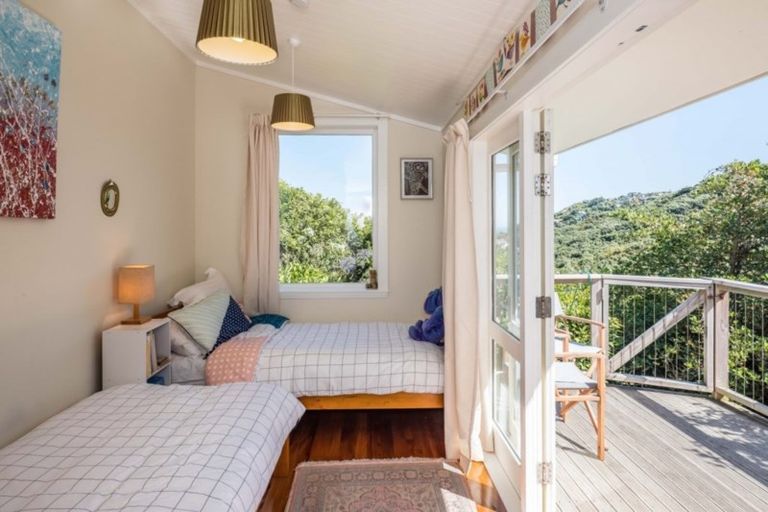 Photo of property in 145a Houghton Bay Road, Houghton Bay, Wellington, 6023