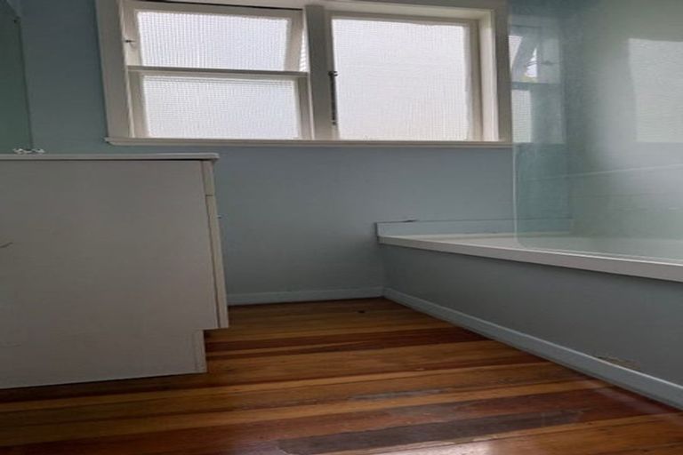 Photo of property in 22 Upton Terrace, Thorndon, Wellington, 6011