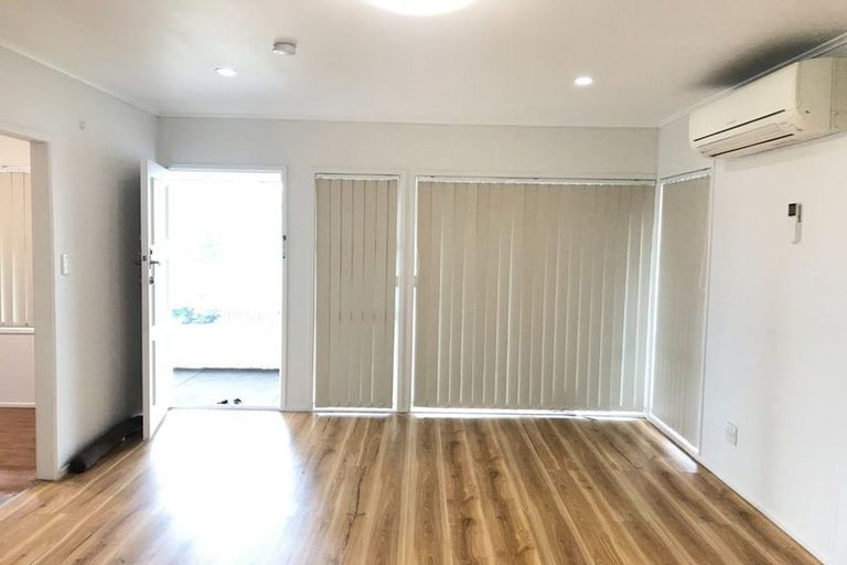 Photo of property in 66 Sunlands Drive, Manurewa, Auckland, 2102