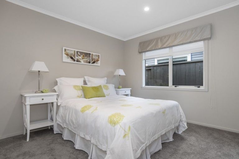 Photo of property in 19 Bridgewater Way, Pyes Pa, Tauranga, 3112