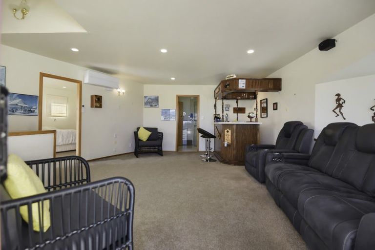 Photo of property in 6 Hipango Terrace, Durie Hill, Whanganui, 4500