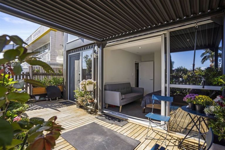 Photo of property in 44 Regent Street, Devonport, Auckland, 0624