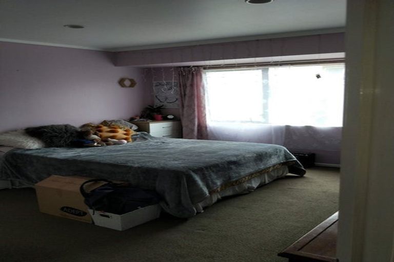 Photo of property in 64a Ridge Road, Howick, Auckland, 2014