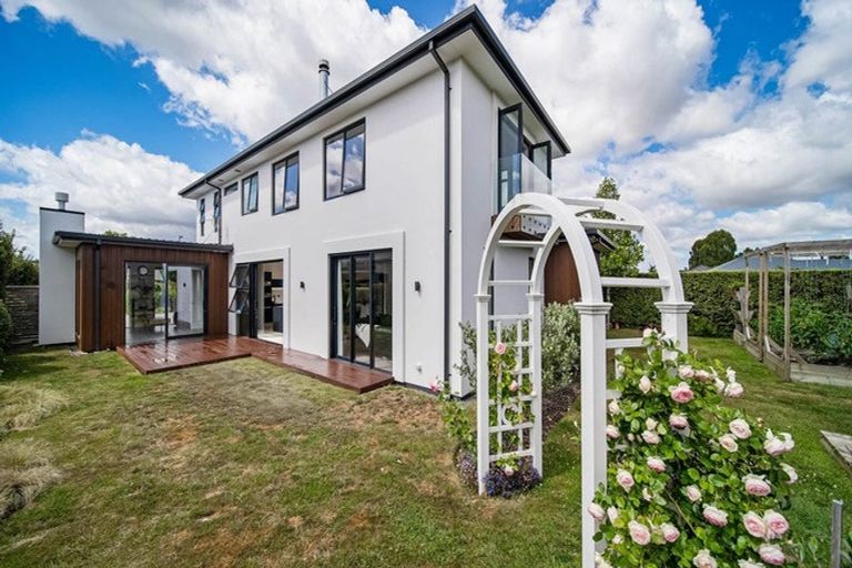 Photo of property in 1 Hinterland Drive, Prebbleton, 7604