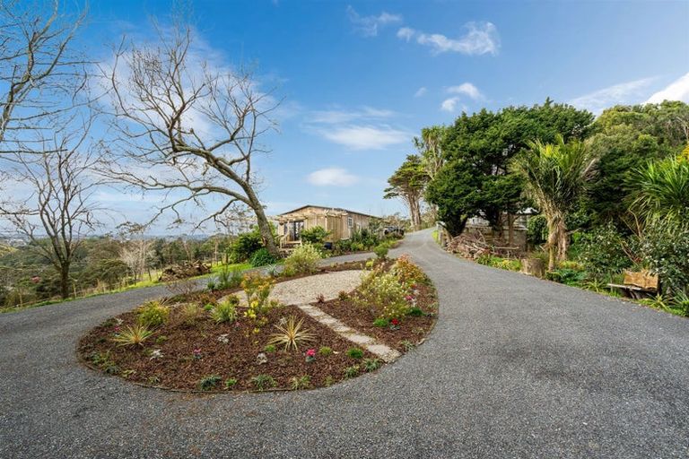 Photo of property in 93 Christian Road, Swanson, Auckland, 0614