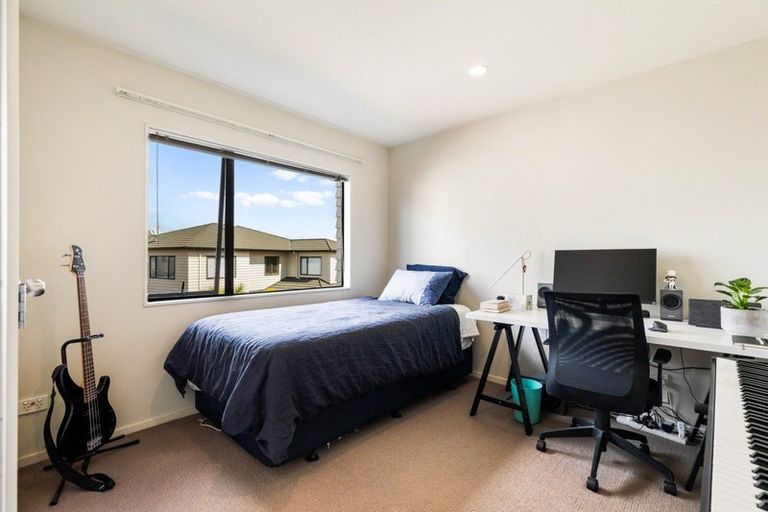 Photo of property in 17/22 Northcross Drive, Oteha, Auckland, 0632