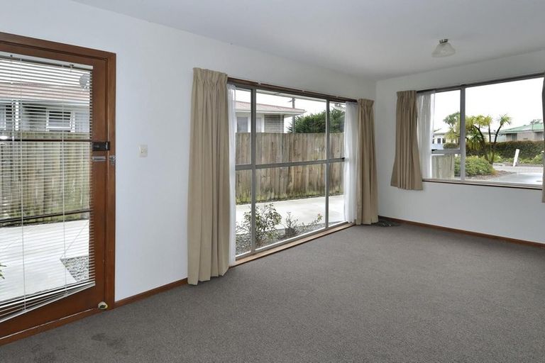 Photo of property in 1/63 Geraldine Street, Edgeware, Christchurch, 8013
