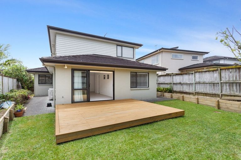Photo of property in 28 Riviera Drive, Flat Bush, Auckland, 2019