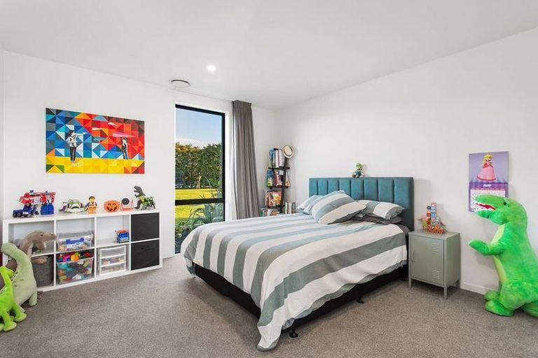 Photo of property in 11 Classiebawn Lane, Prebbleton, Christchurch, 7676