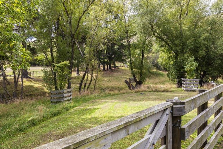 Photo of property in 69 Avoca Valley Road, Heathcote Valley, Christchurch, 8022