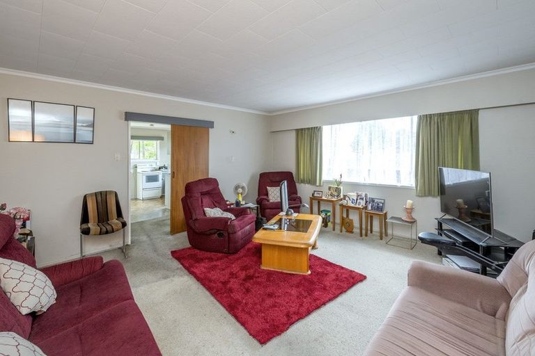 Photo of property in 3a Buckley Grove, Paraparaumu, 5032