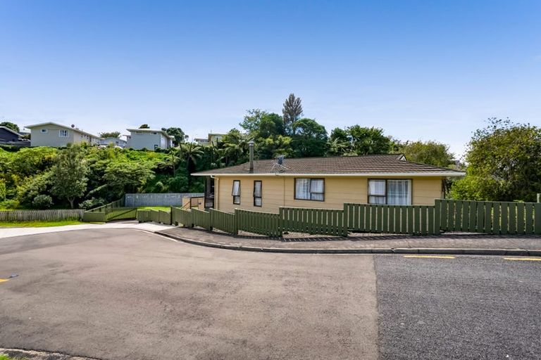 Photo of property in 18 Shaldon Crescent, Blagdon, New Plymouth, 4310