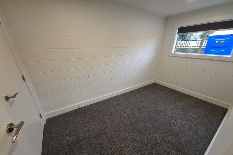 Photo of property in 33 Fulford Street, New Plymouth, 4310