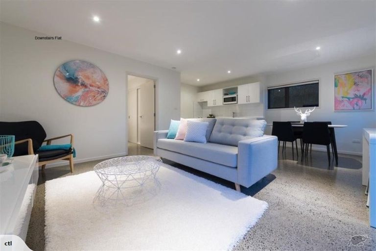 Photo of property in 11 Rita Street, Mount Maunganui, 3116