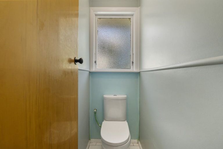 Photo of property in 152 Te Rangitautahanga Road, Turangi, 3334