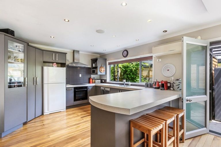 Photo of property in 106 Taupo View Road, Taupo, 3330