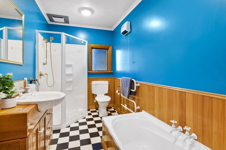 Photo of property in 28 Argyle Street, Mornington, Dunedin, 9011