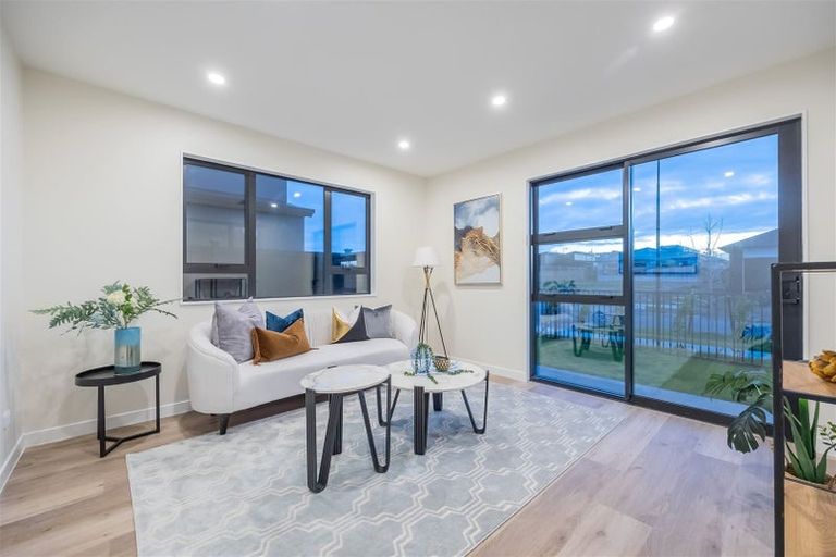 Photo of property in 15 Babos Avenue, Kumeu, 0810