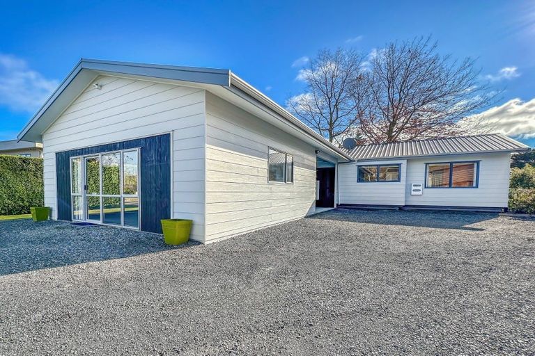 Photo of property in 4 Yasmin Lane, Kinloch, Taupo, 3377
