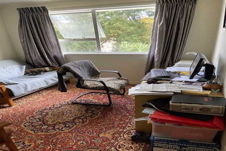 Photo of property in 13 Kerria Place, Sunnynook, Auckland, 0620