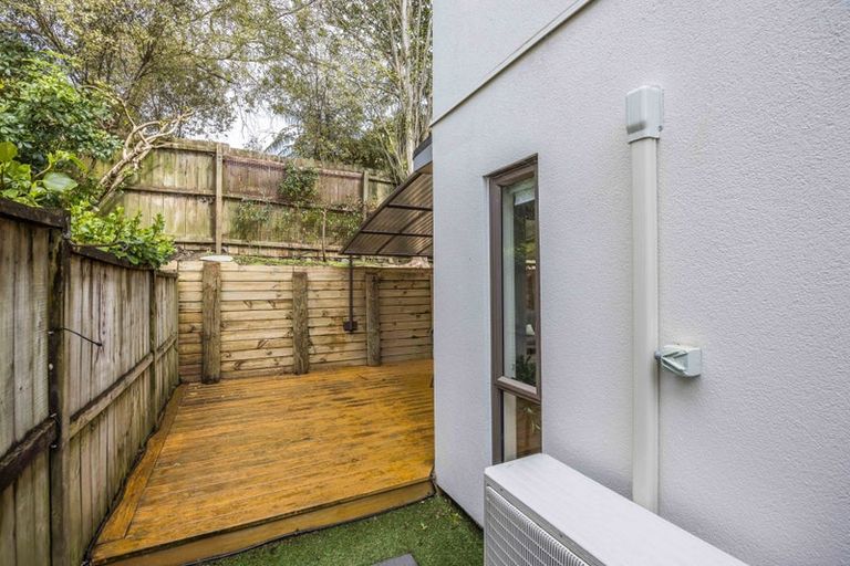 Photo of property in The Grange, 15/92 Bush Road, Albany, Auckland, 0632