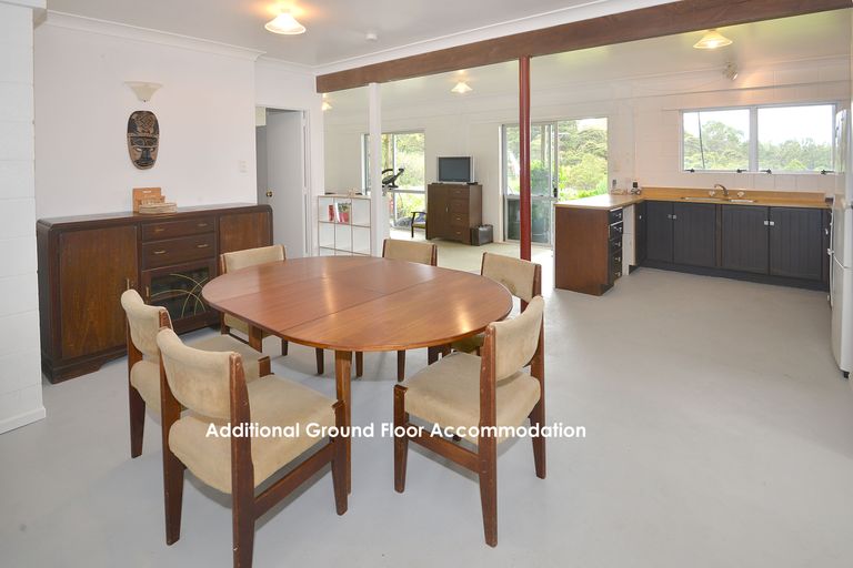 Photo of property in 15 Opahi Bay Road, Mahurangi West, Warkworth, 0983