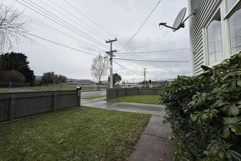 Photo of property in 21 Rimutaka Street, Paraparaumu, 5032