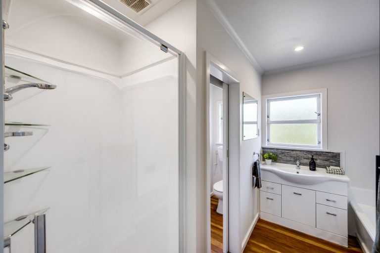 Photo of property in 40 James Foley Avenue, Pirimai, Napier, 4112