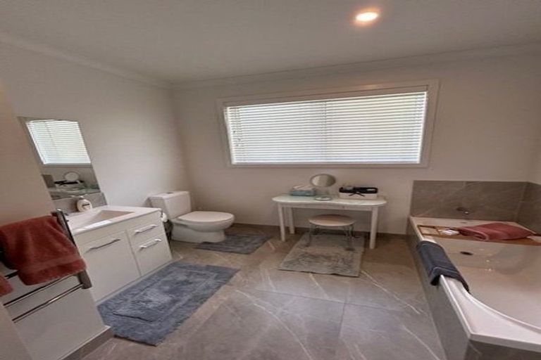 Photo of property in 258 Birkdale Road, Birkdale, Auckland, 0626