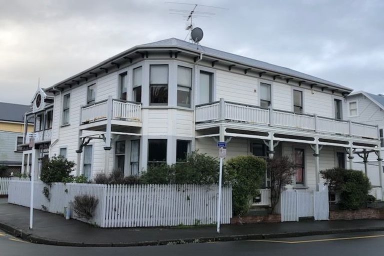 Photo of property in 3/10 Hobson Crescent, Thorndon, Wellington, 6011