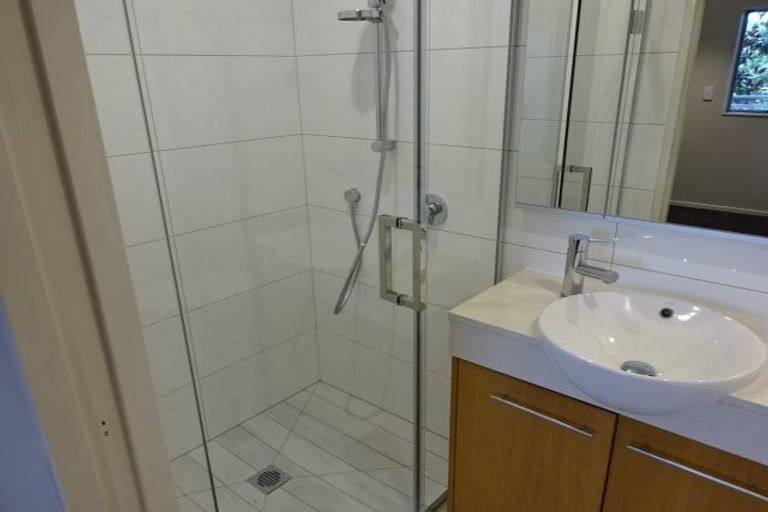 Photo of property in 210/252 Centreway Road, Orewa, 0931