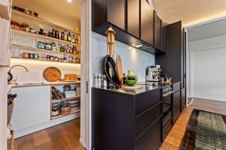 Photo of property in 19 Kanuka Road, Sandspit, Warkworth, 0982