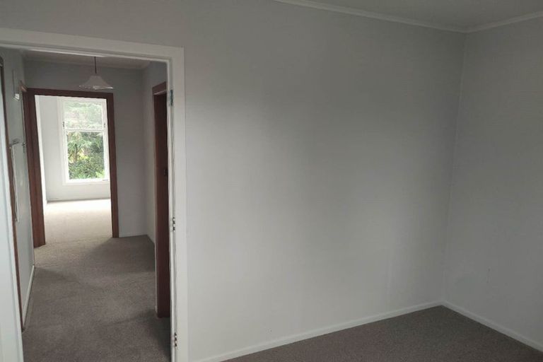 Photo of property in 38 Kervil Avenue, Te Atatu Peninsula, Auckland, 0610
