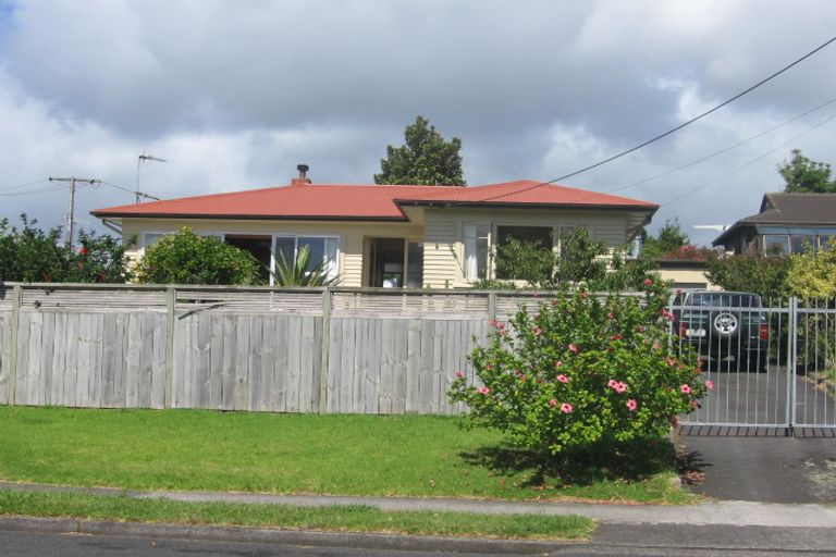 Photo of property in 1/14 Quebec Road, Milford, Auckland, 0620