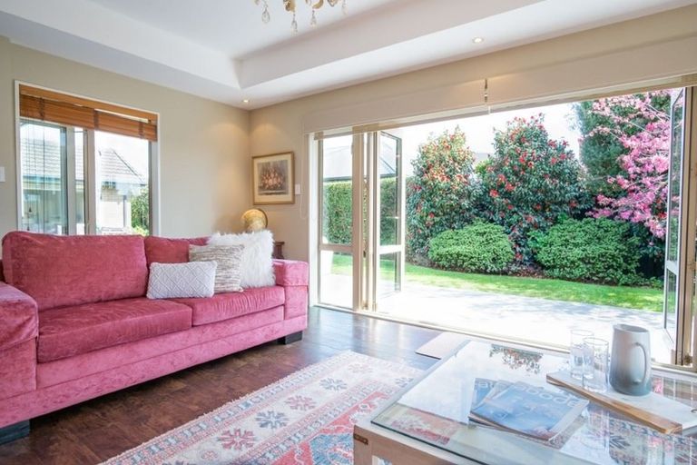 Photo of property in 15 Burbank Drive, Aidanfield, Christchurch, 8025