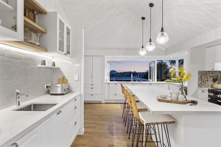 Photo of property in 22b Clarke Road, Te Puna, Tauranga, 3176