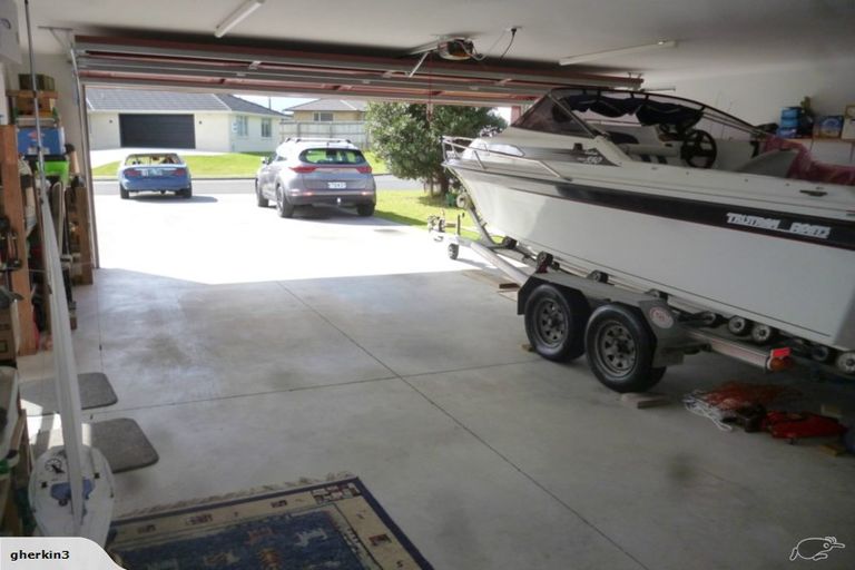 Photo of property in 6 Pukeko Street, Ruakaka, 0116