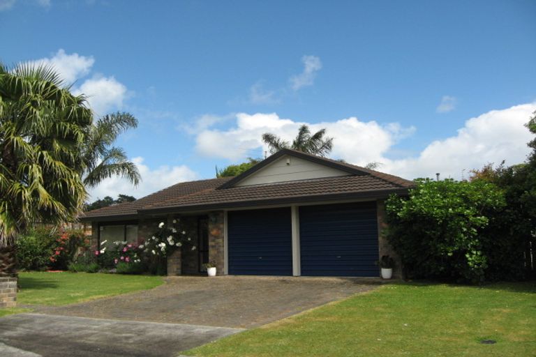 Photo of property in 3 Gaylord Place, Conifer Grove, Takanini, 2112