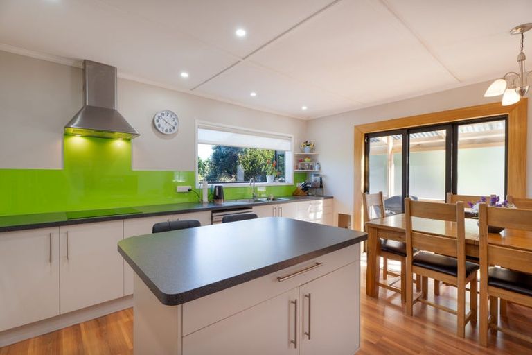 Photo of property in 19 Jillett Street, Titahi Bay, Porirua, 5022