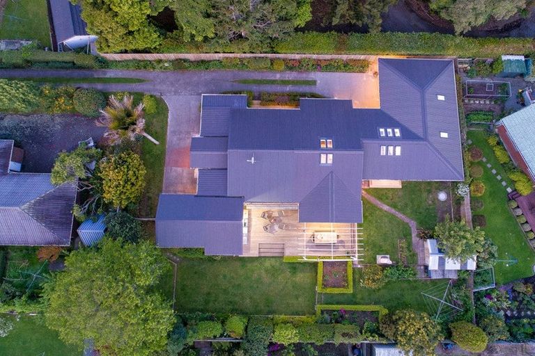 Photo of property in 450 Te Moana Road, Waikanae, 5036