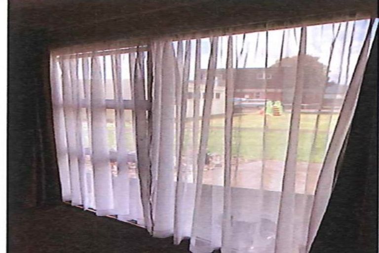 Photo of property in 3/76 Helvetia Road, Pukekohe, 2120