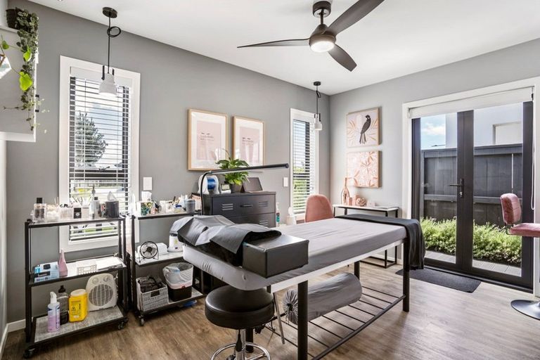 Photo of property in 53 Awatira Drive, Papamoa Beach, Papamoa, 3118