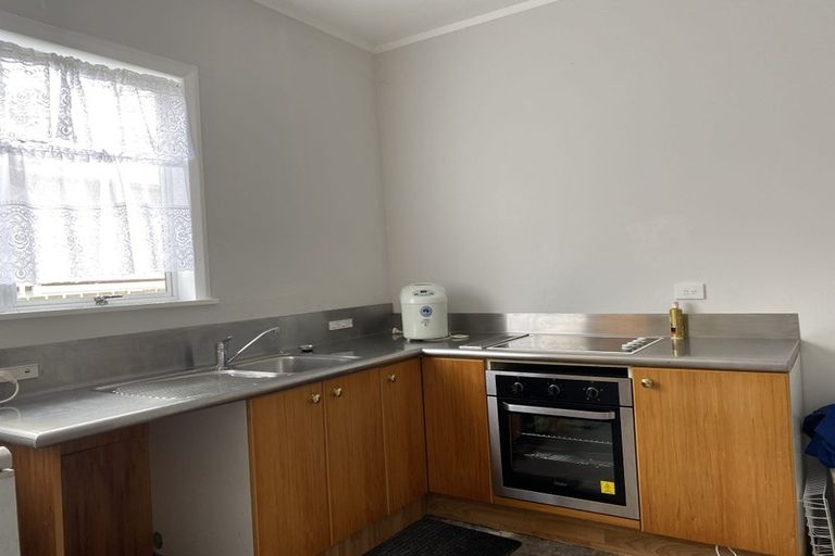Photo of property in 9 Preston Street, Eltham, 4322