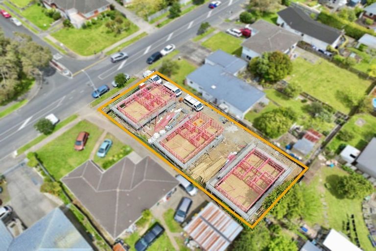 Photo of property in 80 Reeves Road, Pakuranga Heights, Auckland, 2010