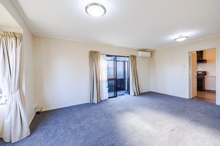 Photo of property in 11a Royal Crescent, Saint Kilda, Dunedin, 9012