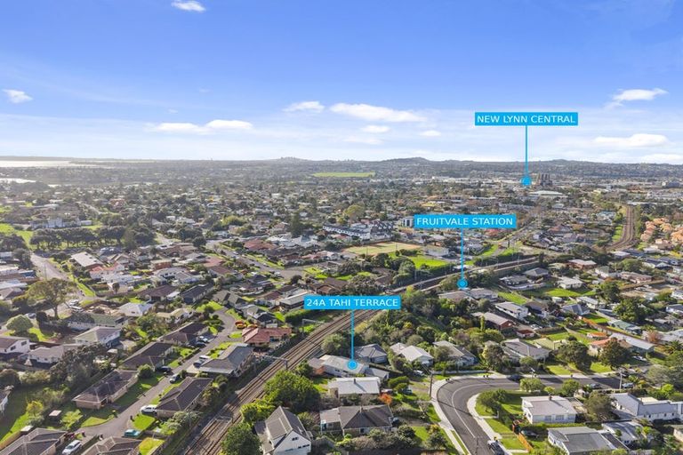 Photo of property in 24a Tahi Terrace, Glen Eden, Auckland, 0602