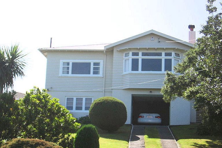 Photo of property in 13 Benares Street, Khandallah, Wellington, 6035