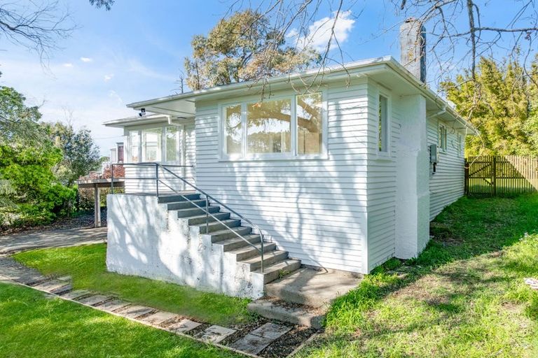 Photo of property in 350 West Coast Road, Glen Eden, Auckland, 0602